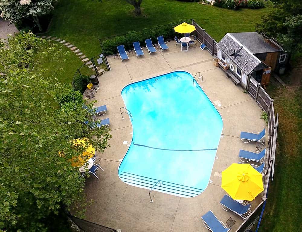 Cape Cod Inn with a pool